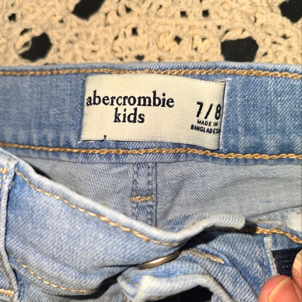 Abercrombie Kids, Girls Denim Cutoff Shorts, 7/8